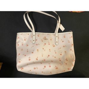 Coach F29487 City Zip Tote Prairie Print With Daisy